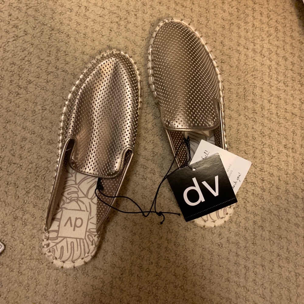 Slip ons